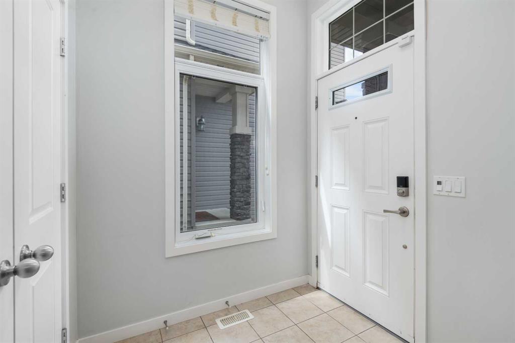 Picture for 318 Kincora Glen Rise NW