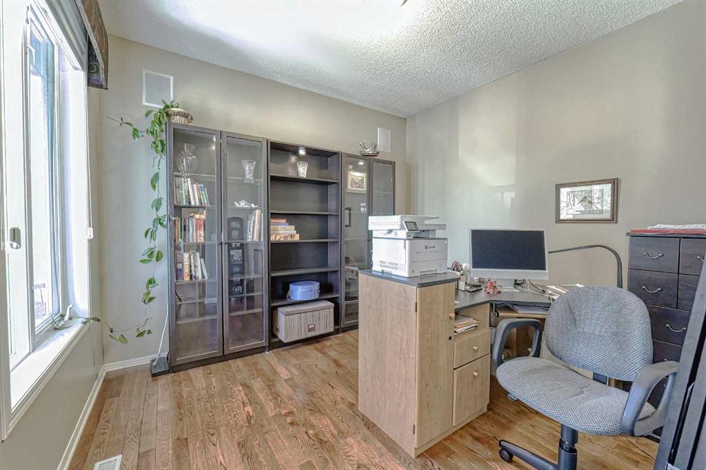 Picture for 111 West Springs Way SW