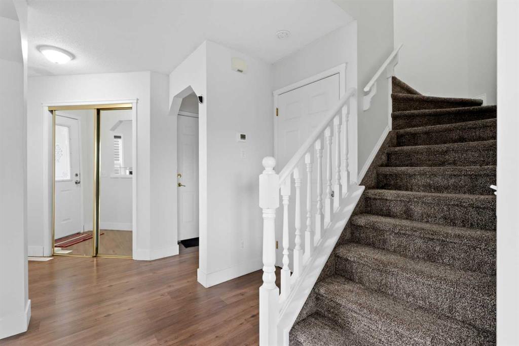 Picture for 6 Taralea Place NE