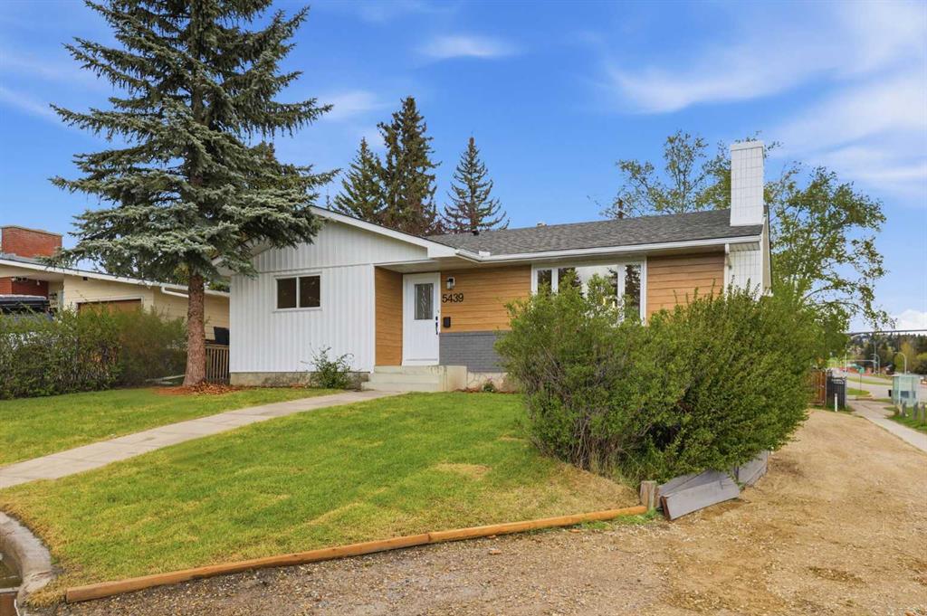 Picture for 5439 Dalrymple Crescent NW