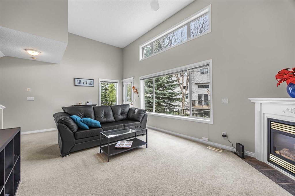 Picture for 33 Country Hills Cove NW