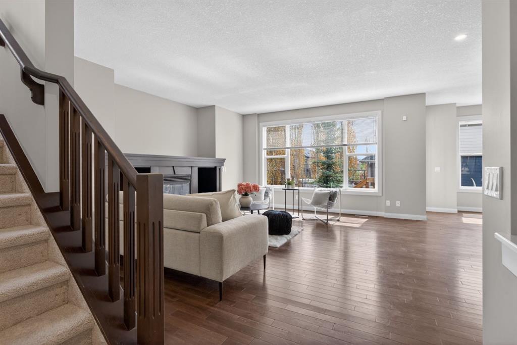 Picture for 94 Evansdale Common NW