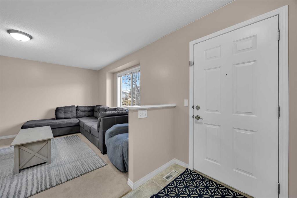 Picture for 26 Saddlemead Close NE