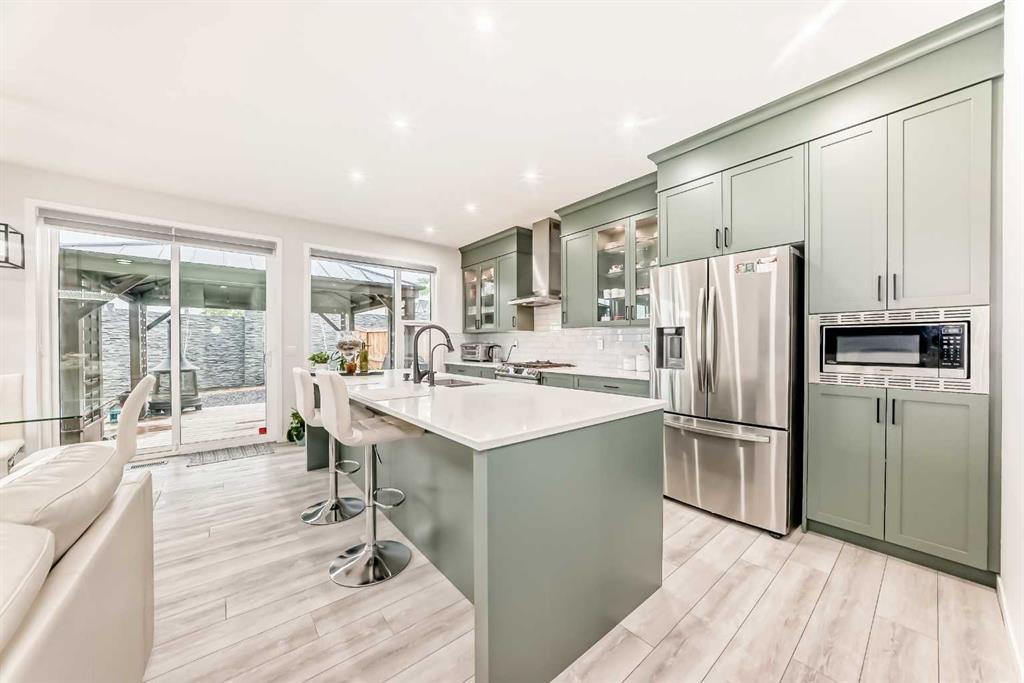 Picture for 305 Edith Road NW