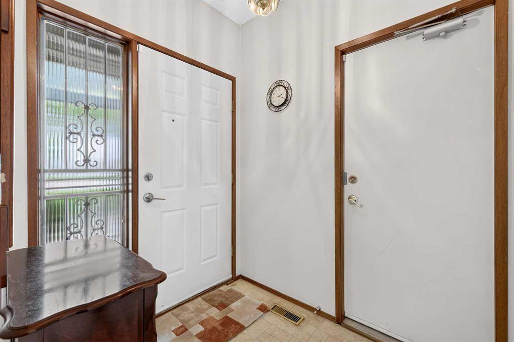 Picture for 296 Templeton Circle NE