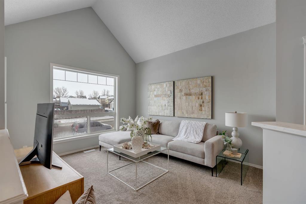 Picture for 41 Saddlefield Drive NE