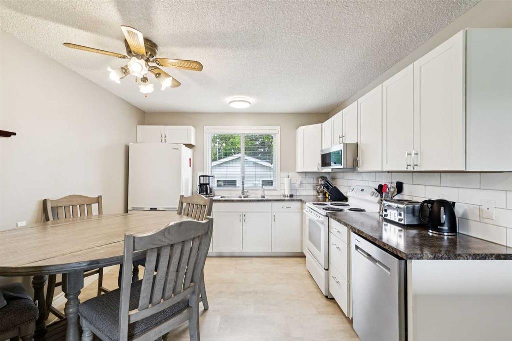 Picture for 4387 Dovercrest Drive SE