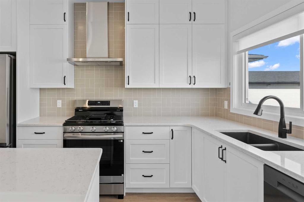 Picture for 994 Chinook Winds Meadow SW https://www.cirrealty.ca/reb/creb/07/A2265507_14.jpg