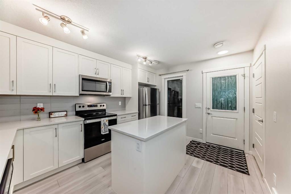 Picture for 409, 338 Seton Circle SE