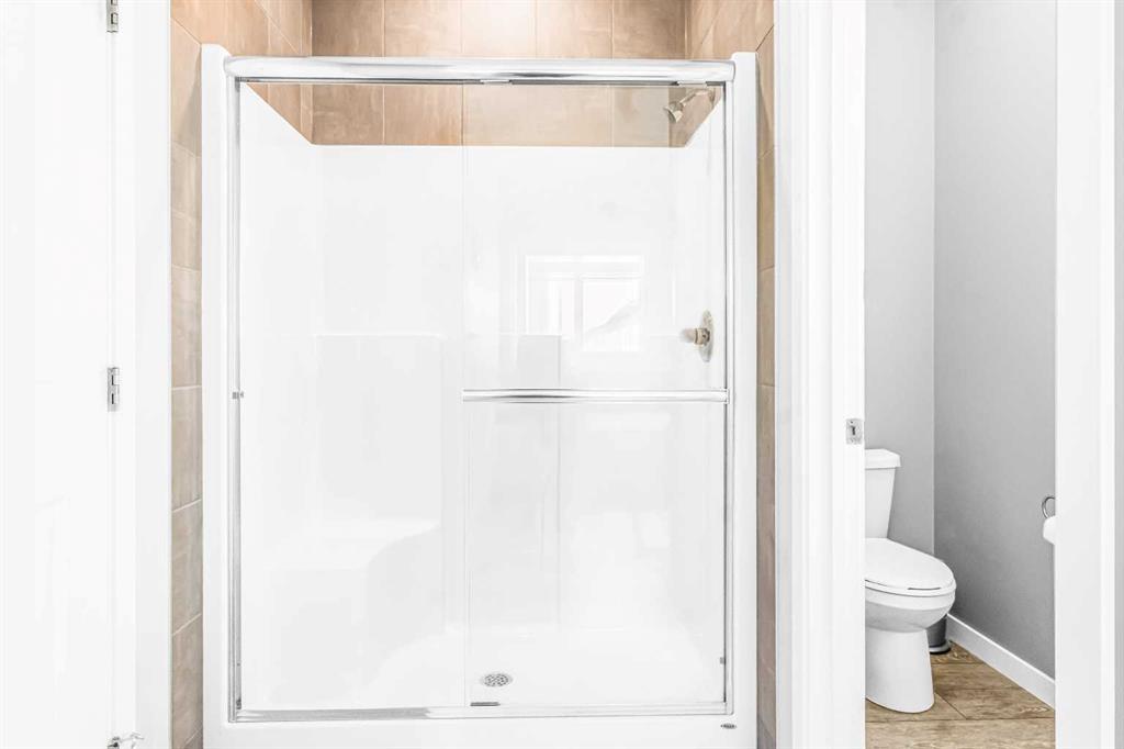 Picture for 1036 Chinook Gate Heath SW https://www.cirrealty.ca/reb/creb/07/A2266007_27.jpg