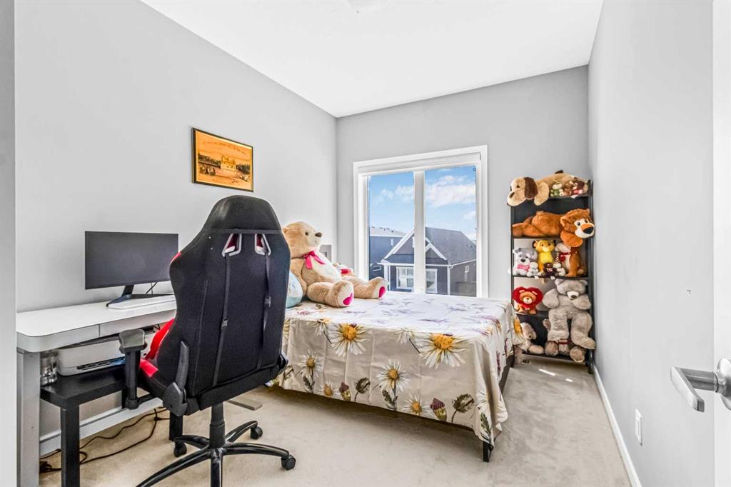 Picture for 1036 Chinook Gate Heath SW https://www.cirrealty.ca/reb/creb/07/A2266007_34.jpg