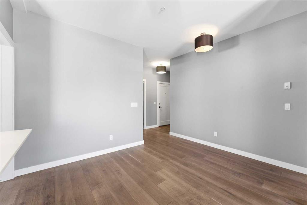 Picture for 209, 2702 17 Avenue SW