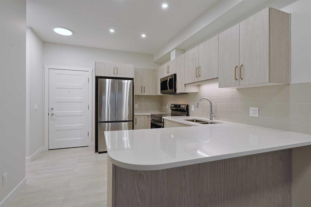 Picture for 1401, 81 Arbour Lake View NW