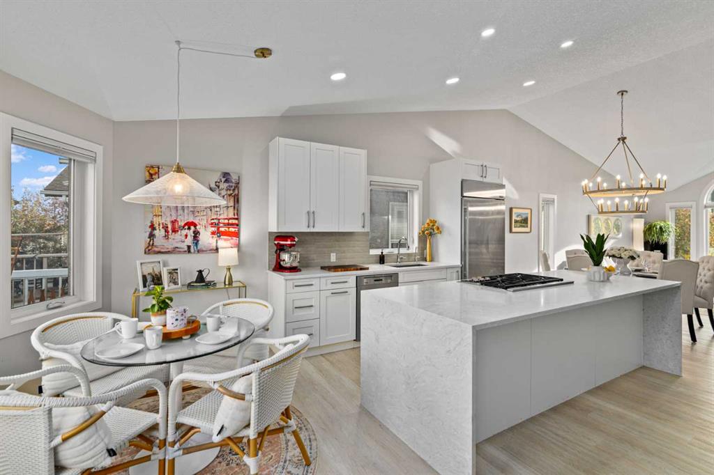 Picture for 12 Mckenzie Lake Crescent SE