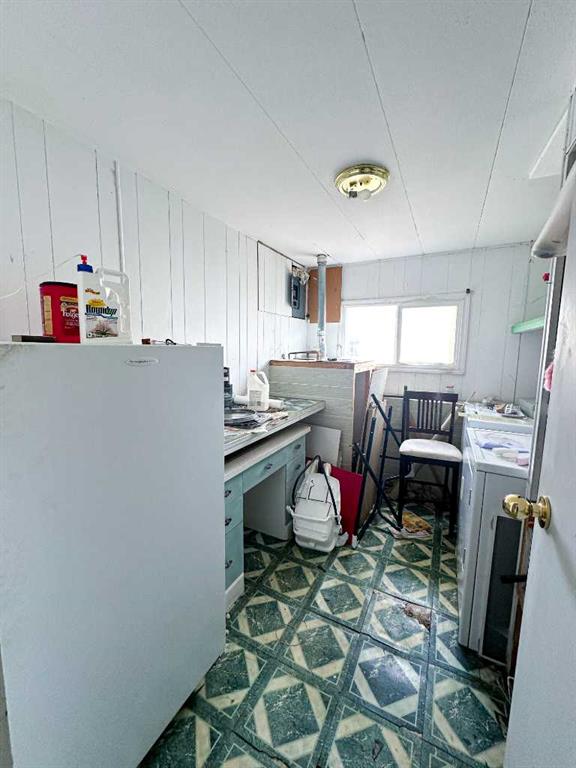 Picture for 14, 5800 46 Street  