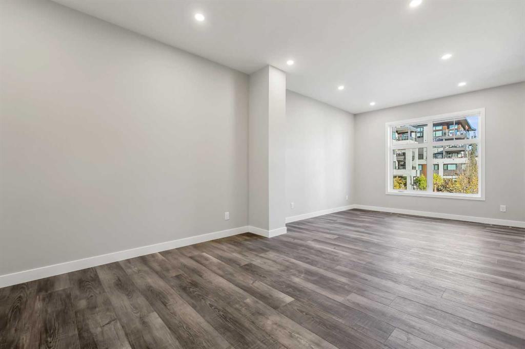 Picture for 153 Mahogany Gardens SE