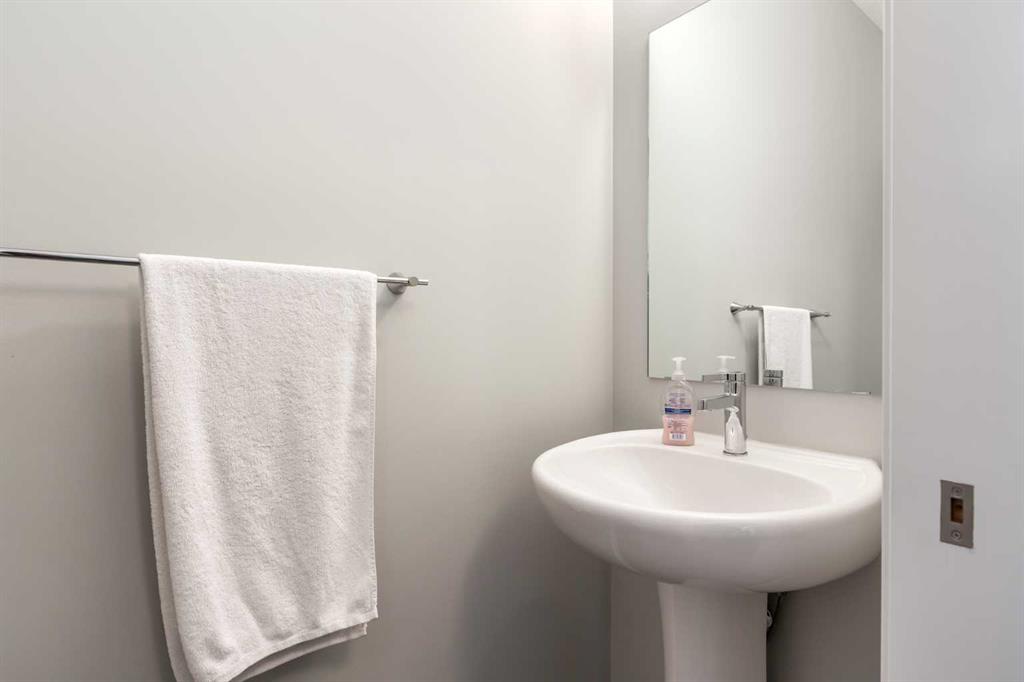 Picture for 604 Monterey Drive SE