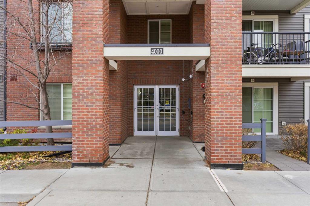 Picture for 4114, 99 Copperstone Park SE