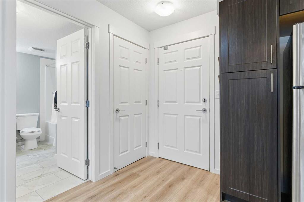 Picture for 4114, 99 Copperstone Park SE