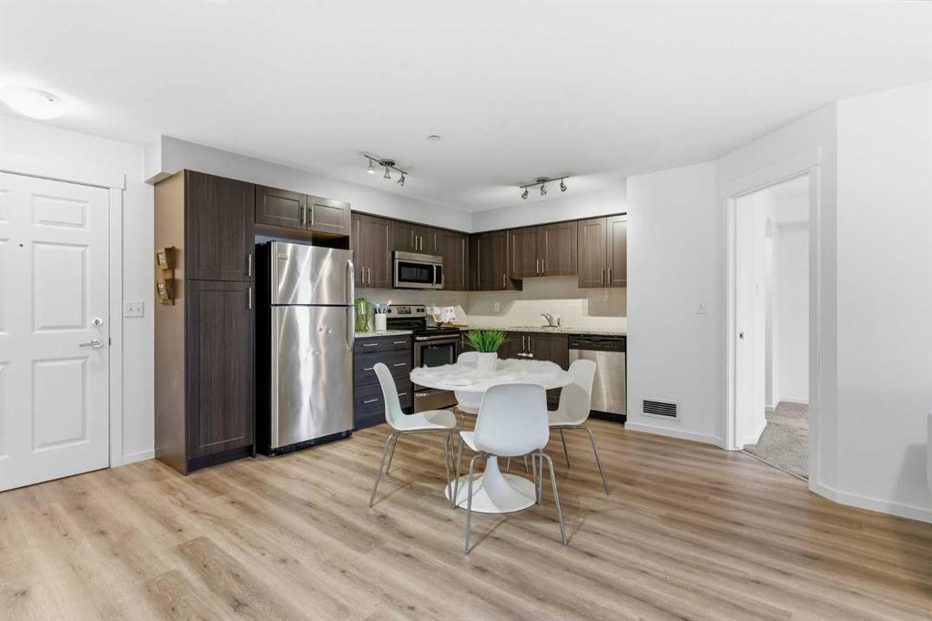 Picture for 4114, 99 Copperstone Park SE