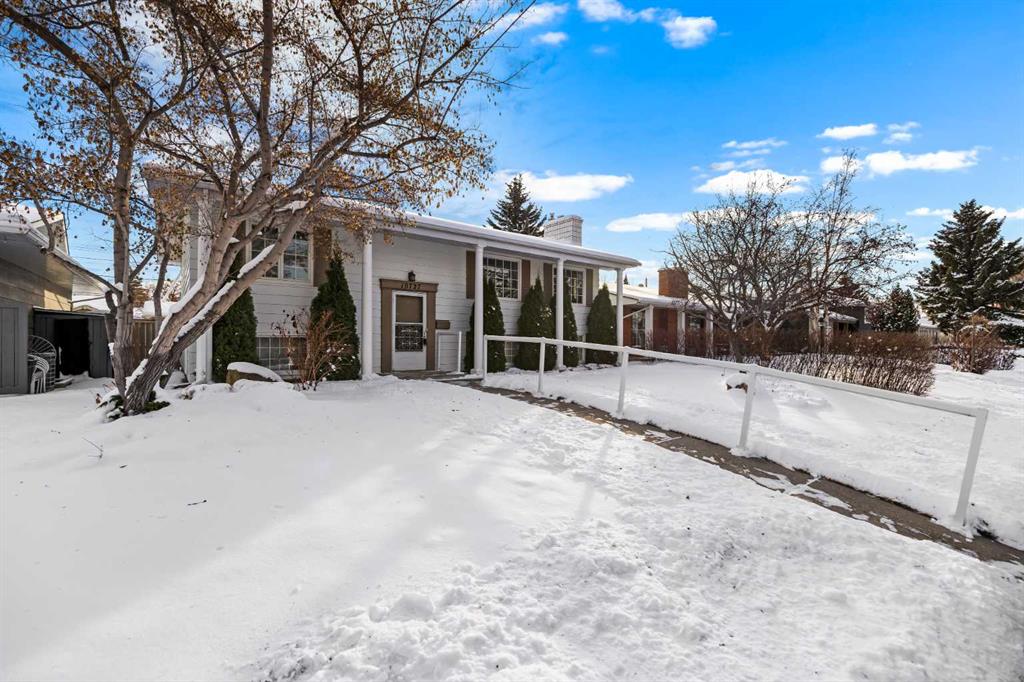 Picture for 10727 Mapleglen Crescent SE