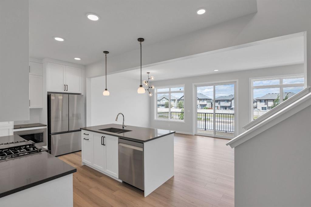 Picture for 72 Lewiston Drive NE