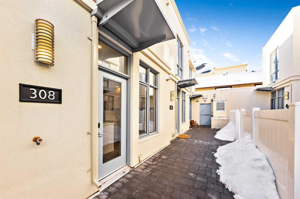 Picture for 308, 1611 28 Avenue SW