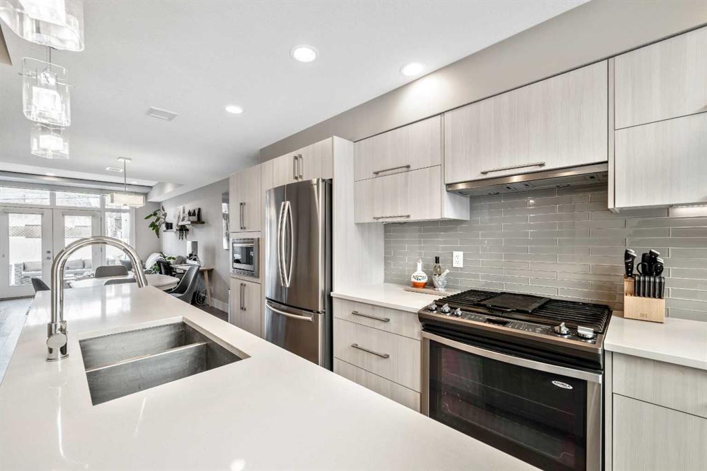 Picture for 308, 1611 28 Avenue SW