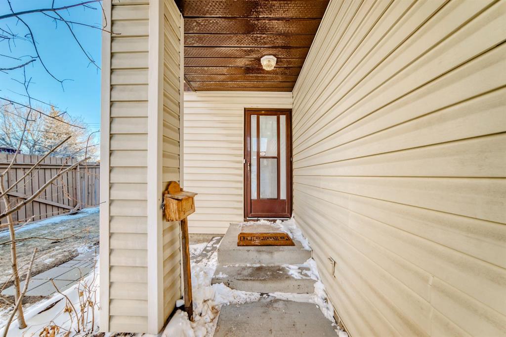 Picture for 100 Beddington Circle NE