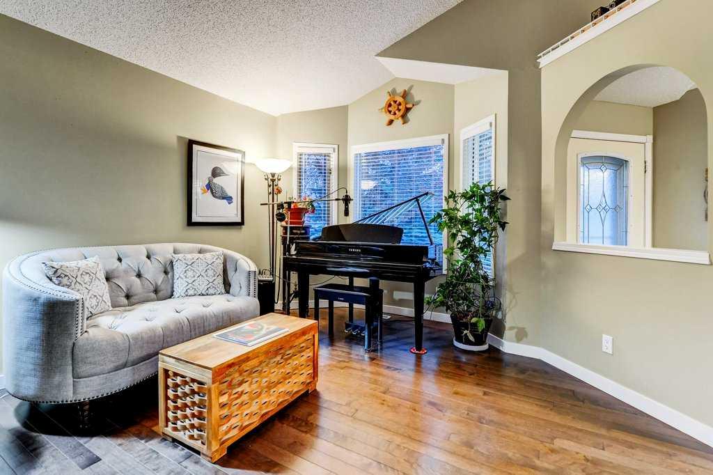 Picture for 28 HAWKTREE Circle NW