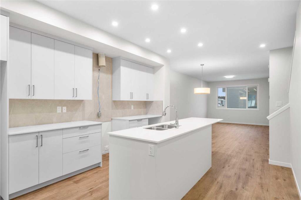 Picture for 107 Royston Way NW