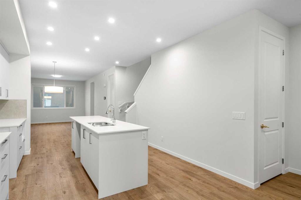 Picture for 107 Royston Way NW