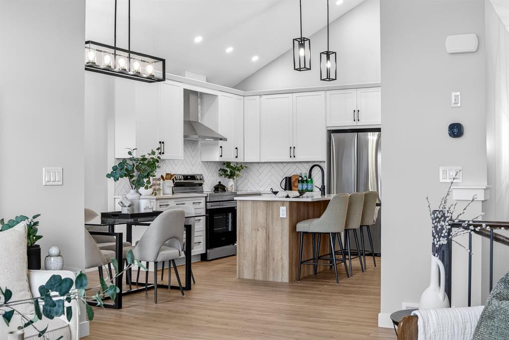 Picture for 2242 Bayview Drive SW