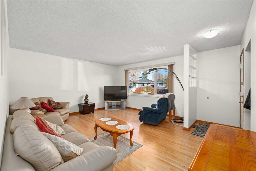 Picture for 2219 40 Street SE