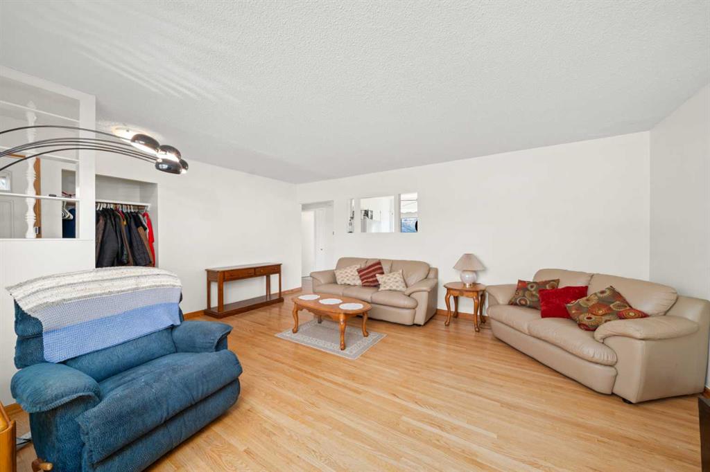 Picture for 2219 40 Street SE