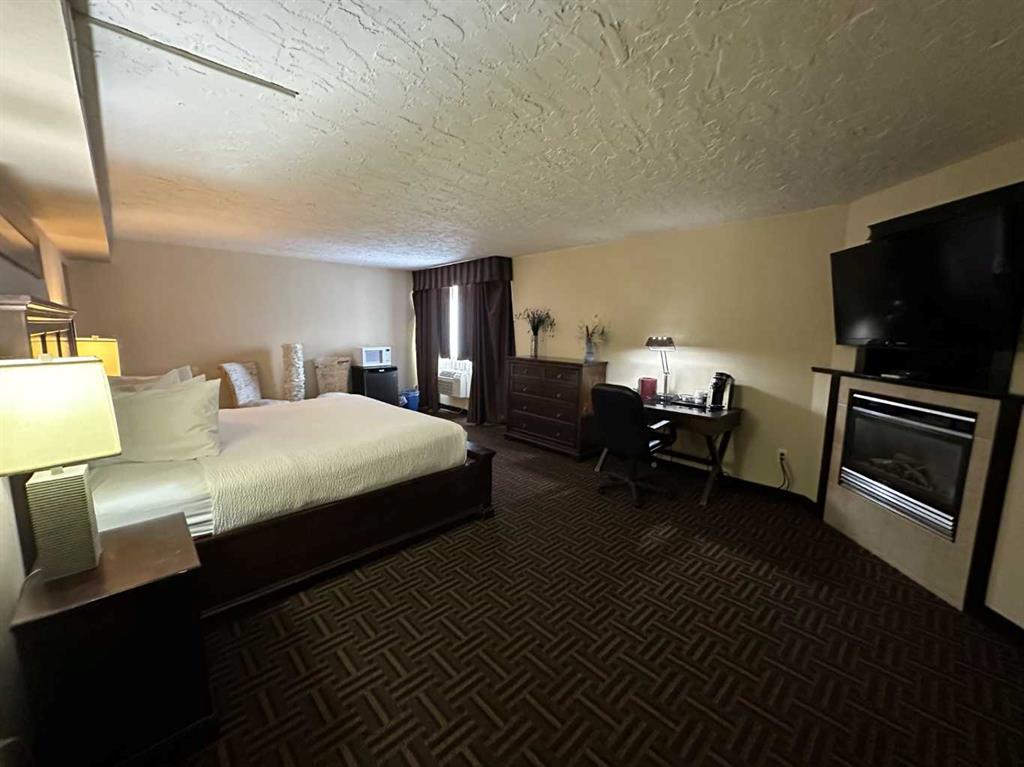 Picture for 954 7 Street 