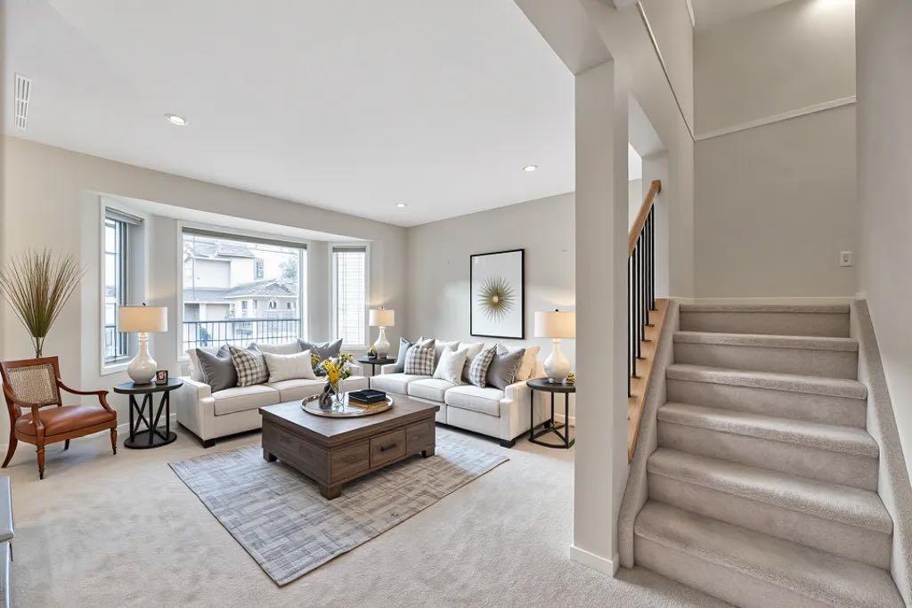 Picture for 117, 950 Arbour Lake Road NW