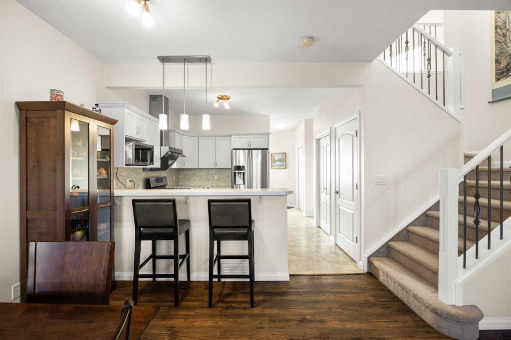 Picture for 156 Royal Manor NW