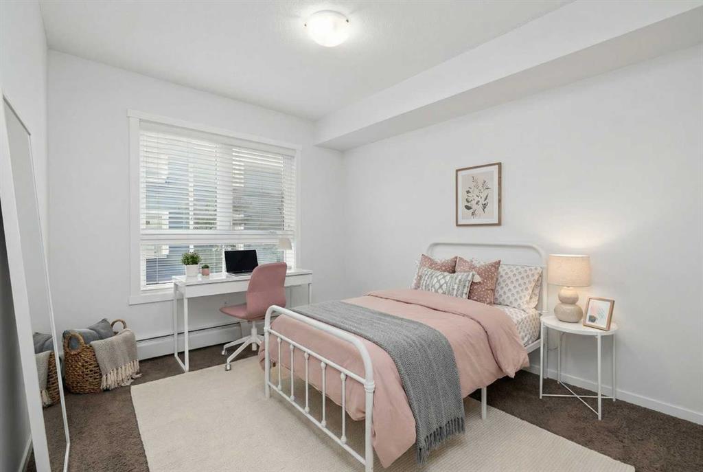 Picture for 2208, 279 Copperpond Common SE