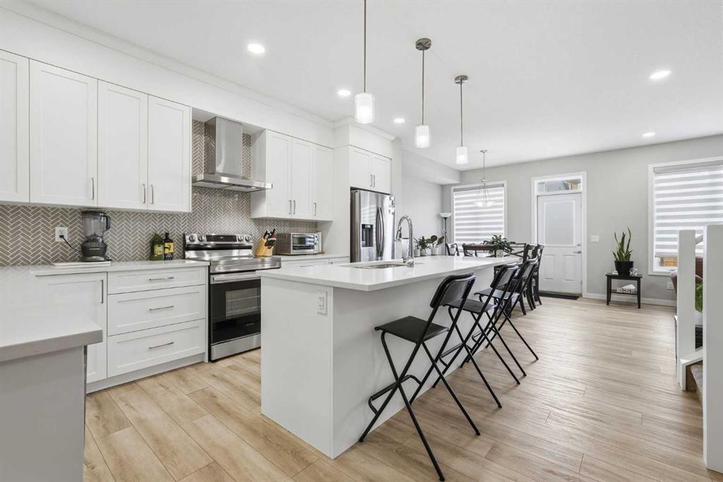 Picture for 208 Creekstone Row SW