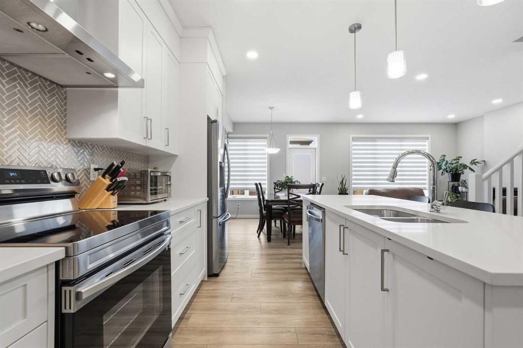 Picture for 208 Creekstone Row SW