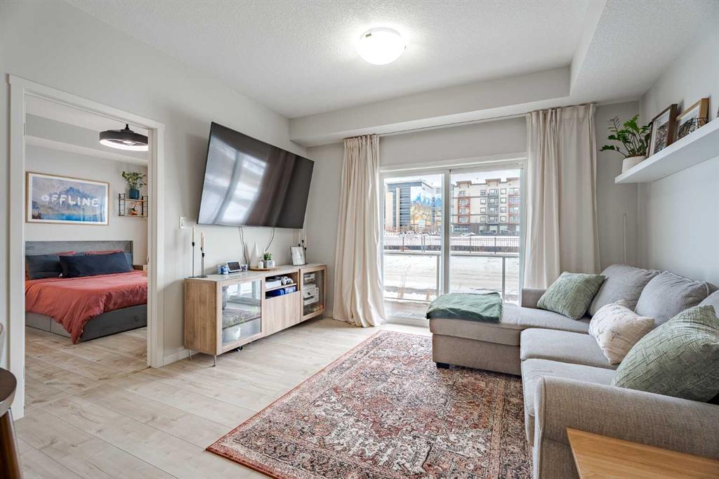 Picture for 112, 20 Seton Park SE