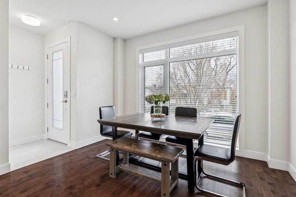 Picture for 1, 3802 Parkhill Place SW