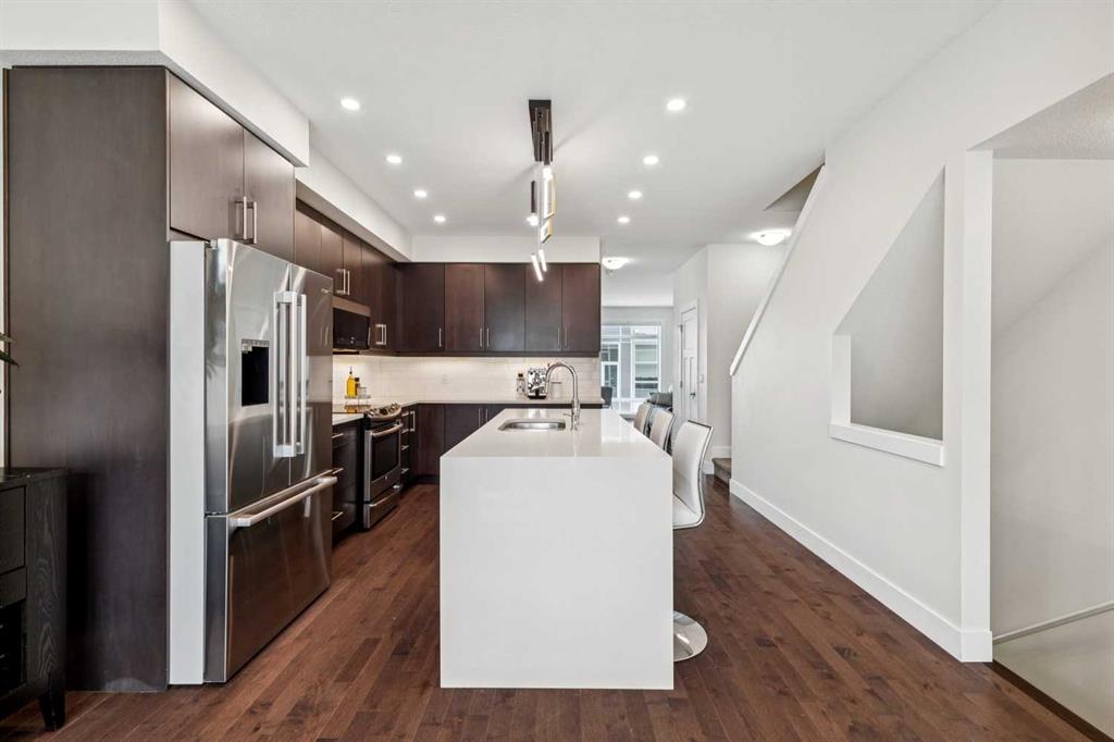 Picture for 1, 3802 Parkhill Place SW