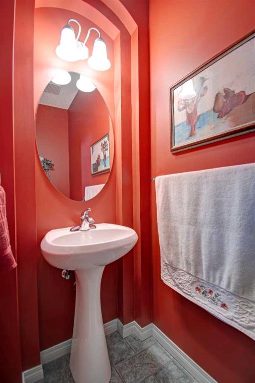 Picture for 3701 Springbank Hill Drive SW