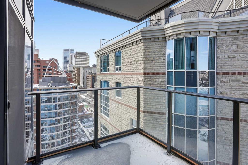 Picture for 1309, 730 2 Avenue SW