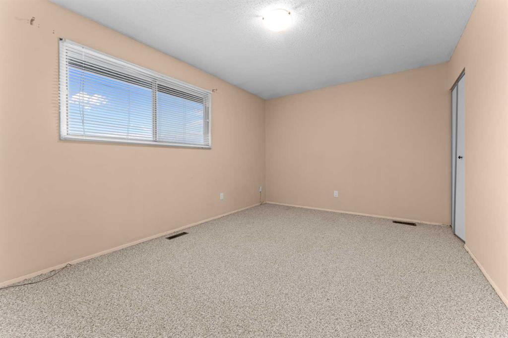 Picture for 1202, 2200 Woodview Drive SW