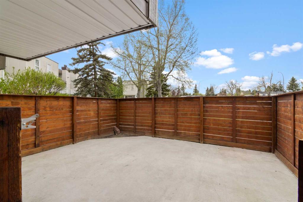 Picture for 1402, 13104 Elbow Drive SW