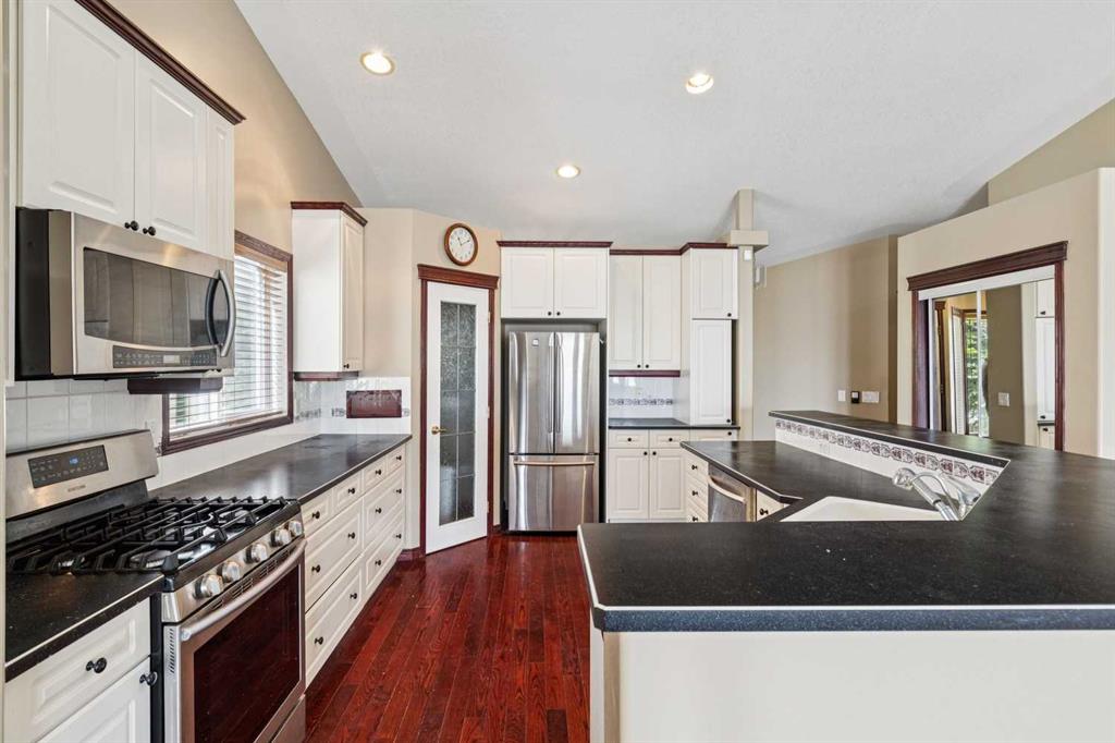 Picture for 14 Strathearn Gardens SW