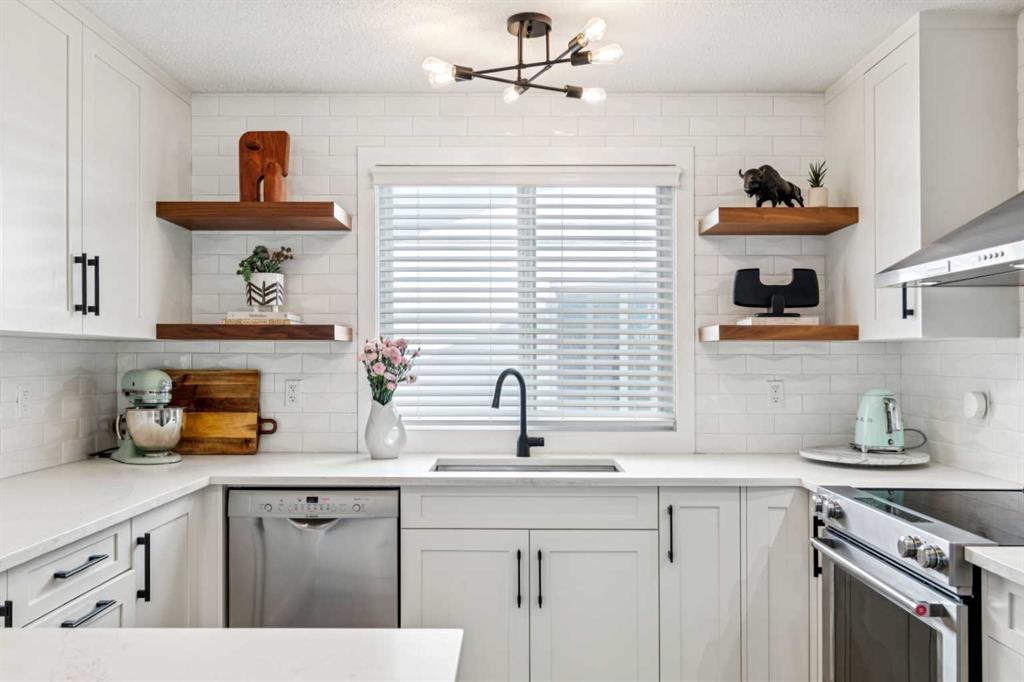 Picture for 12019 Canfield Green SW
